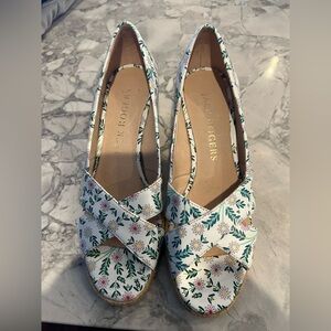 Jack Rogers White Floral Crisscross Espadrille Flats